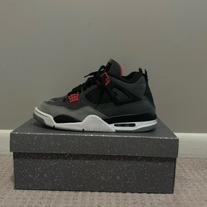 Jordan 4 Retro size 10